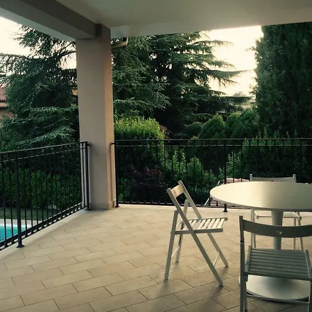 Sunny Flat Apartment