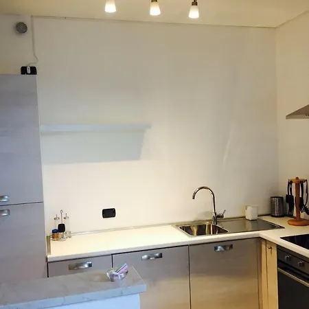 Apartment Sunny Flat San Felice del Benaco